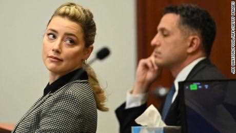 Amber Heard am Dienstag vor Gericht.
