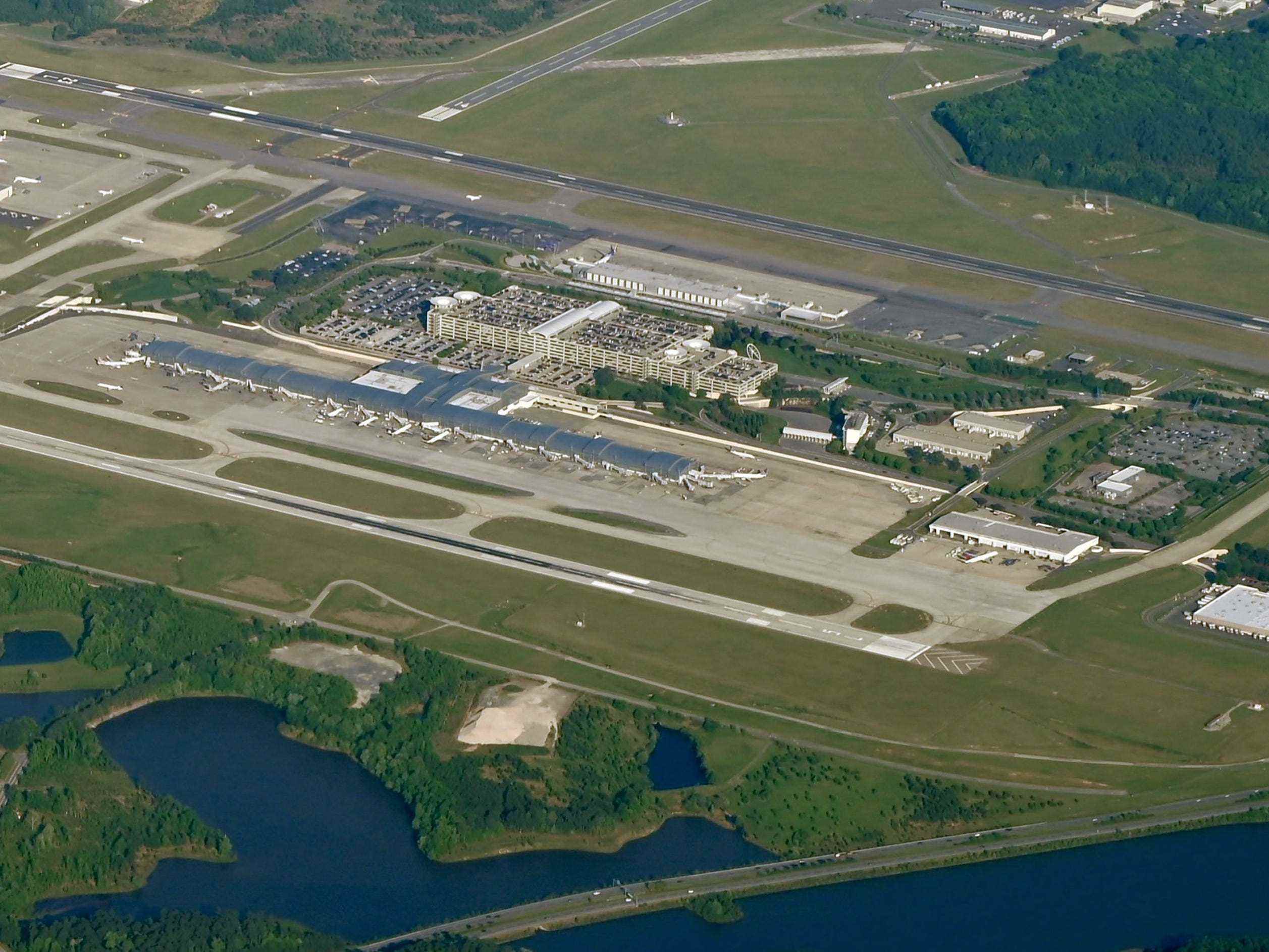 Raleigh-Durham International Airport, Cedar Fork Township, North Carolina im April 2022.