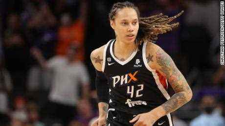 Griner spielt während der WNBA-Playoffs im Oktober 2021 für Phoenix Mercury.