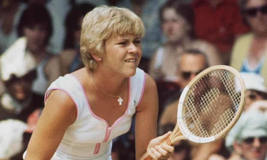 Sue Barker in Aktion in Wimbledon 1976