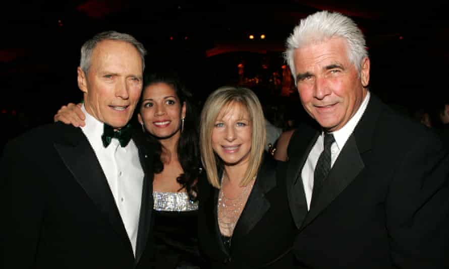 Glücksgefühle … Brolin (rechts) mit Clint und Dina Eastwood und Barbra Streisand.
