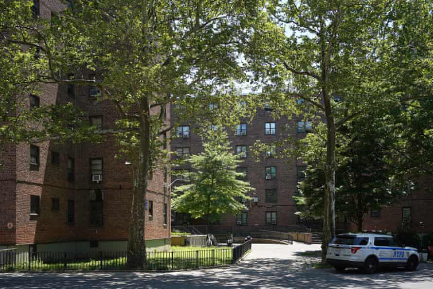 Marcy Houses, das Wohnprojekt im Stadtteil Bedford-Stuyvesant in Brooklyn, in dem Rapper Jay-Z aufgewachsen ist.