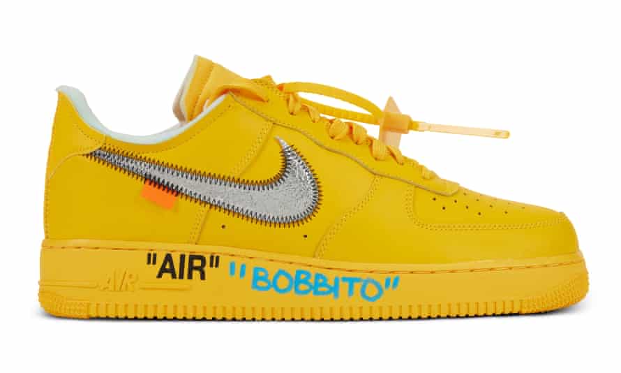 Nike x Off-White Air Force 1 „University Gold“