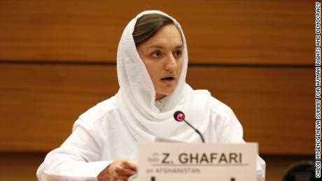„Die Taliban können uns nicht auslöschen“  sagt die Gewinnerin des International Women's Rights Award