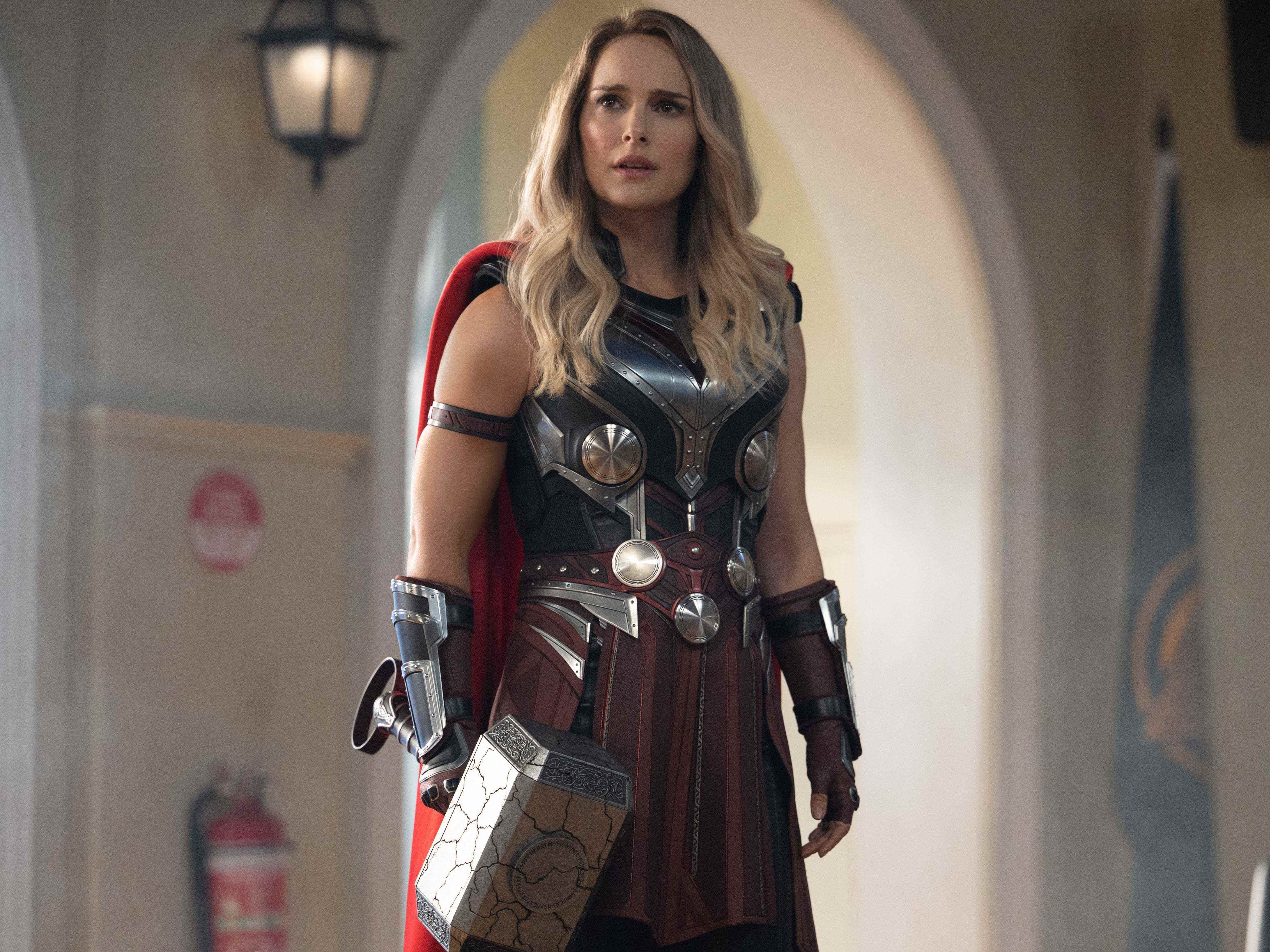 Natalie Portman als Mighty Thor in „Thor: Love and Thunder“.