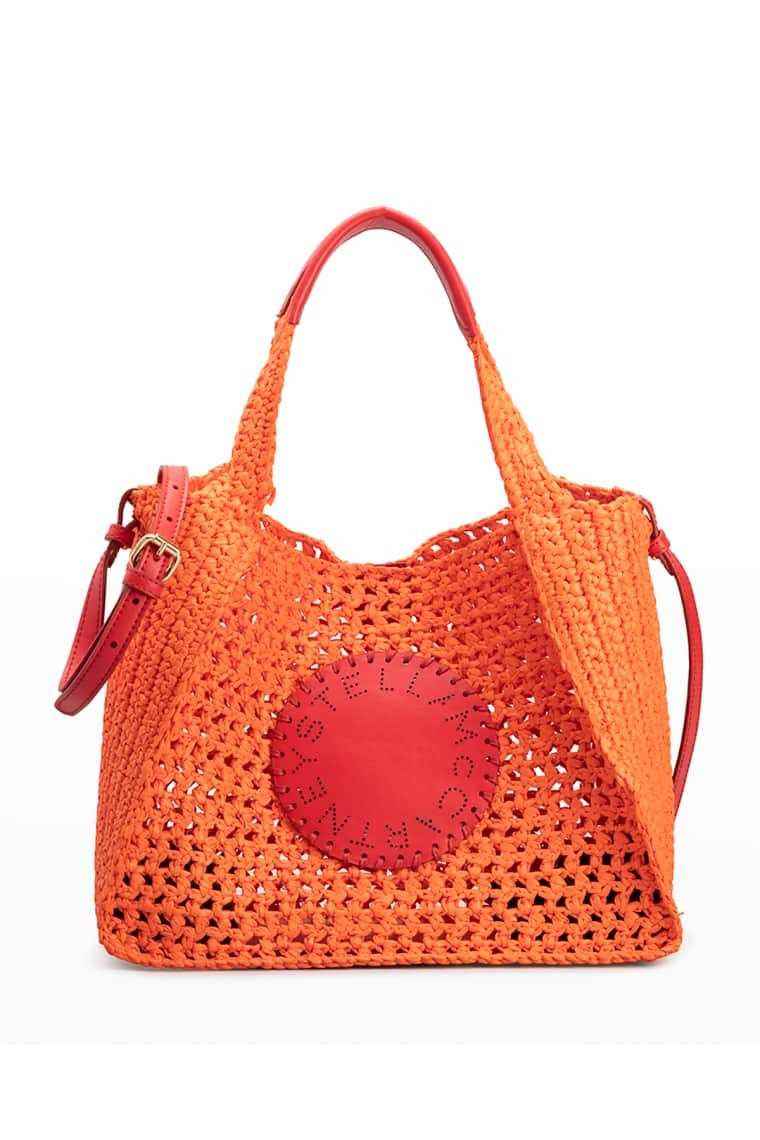 Orangefarbene Tasche von Stella McCartney.