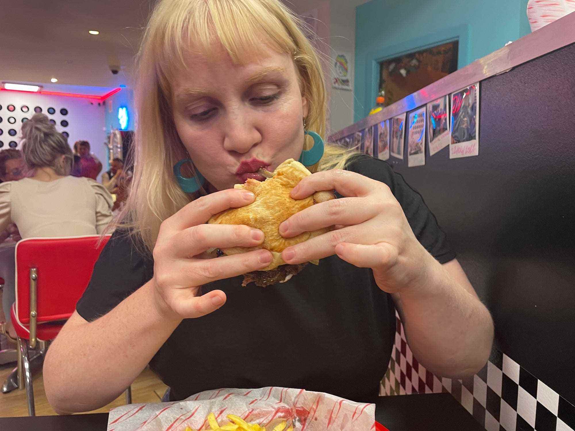 Meine Freundin liebte ihren Karen's Diner Burger
