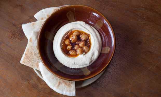 „Grob und rauchig“: Hummus und gewürzte Kichererbsen.