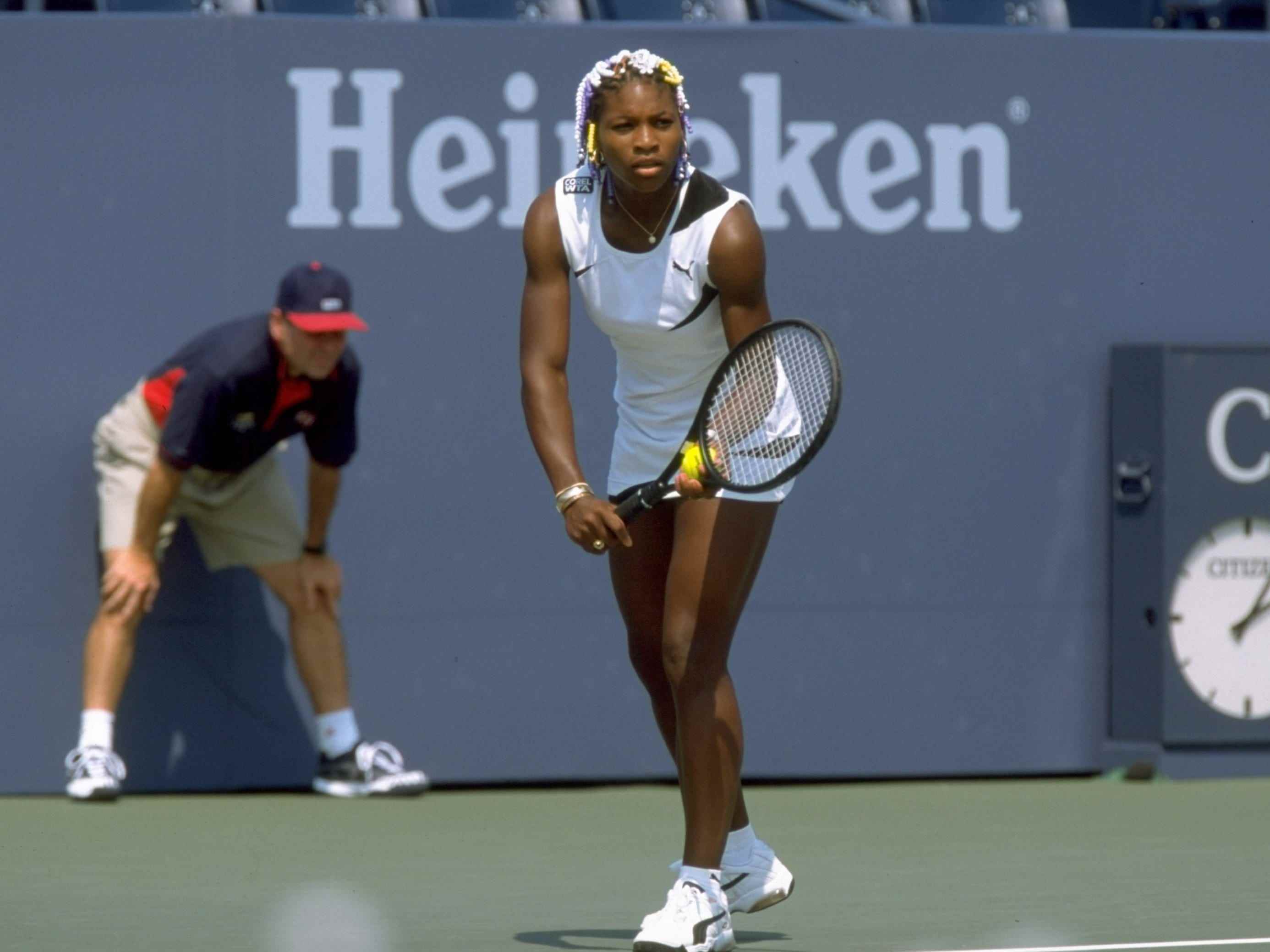 Serena Williams öffnet uns zuerst jung