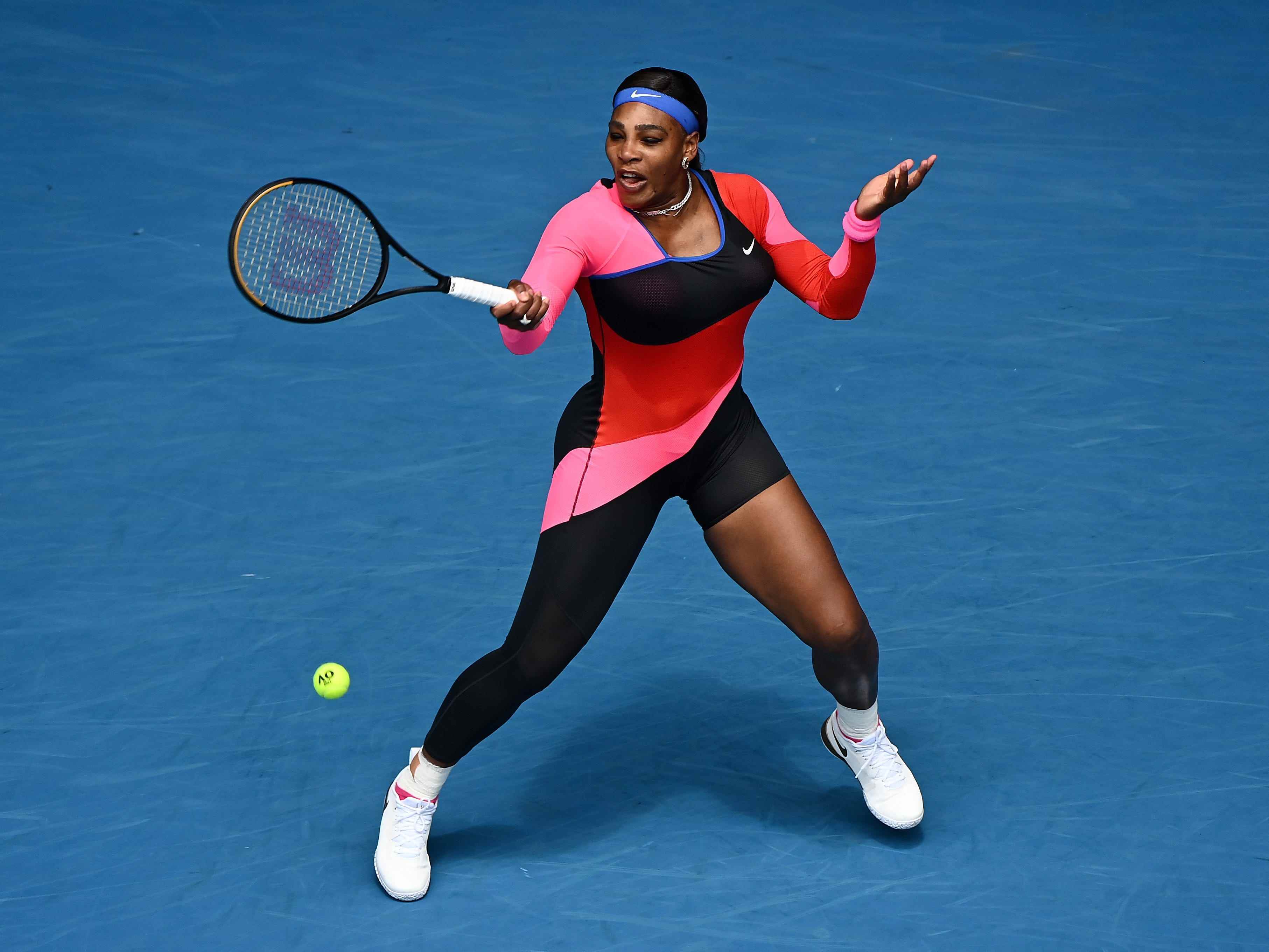 Serena Williams asymetrischer Catsuit 5