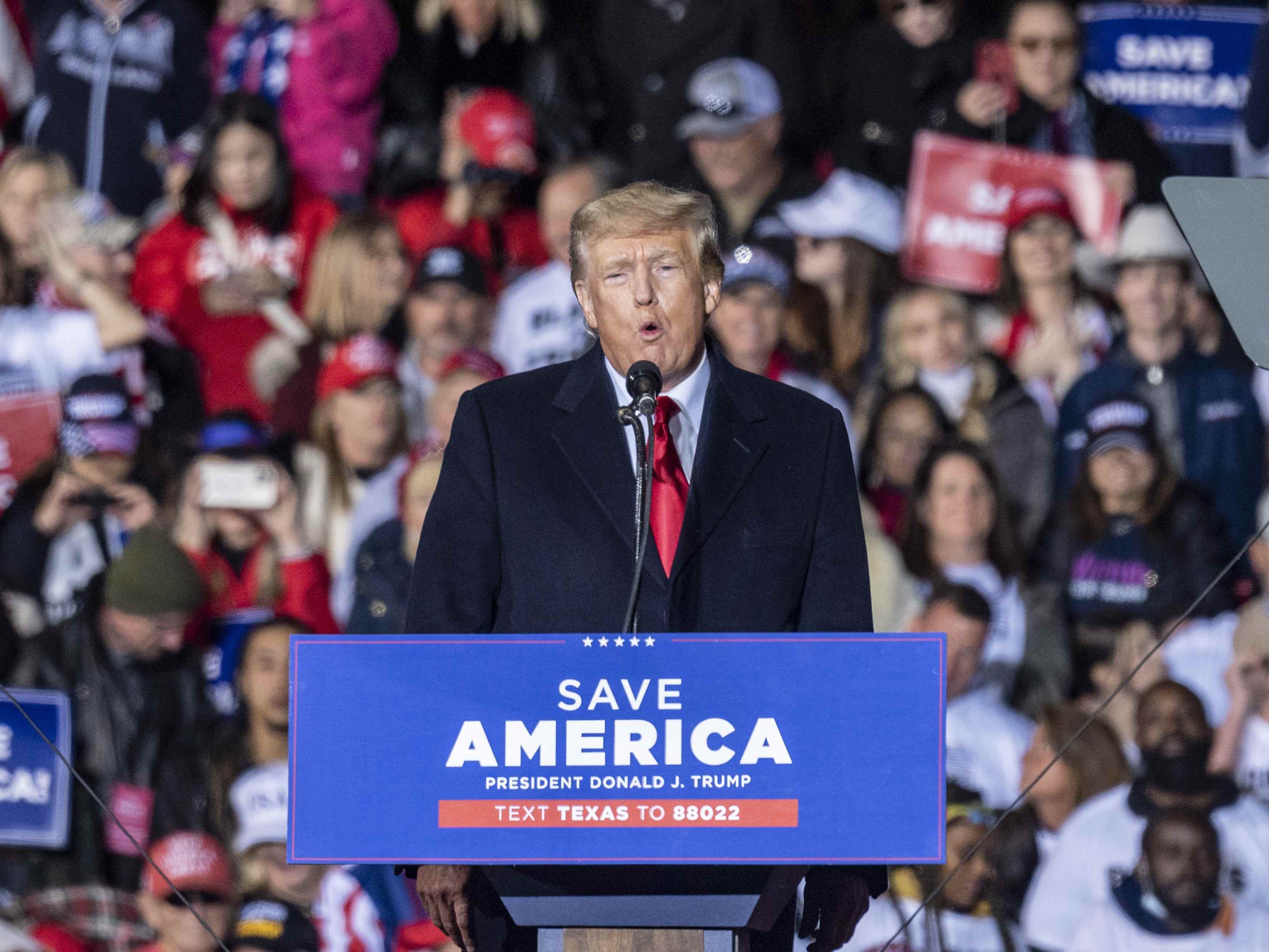 Donald Trump spricht im Januar 2022 bei einer Kundgebung in Texas