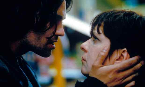 Mit Kathy Burke in Die diesjährige Liebe, 1999.
