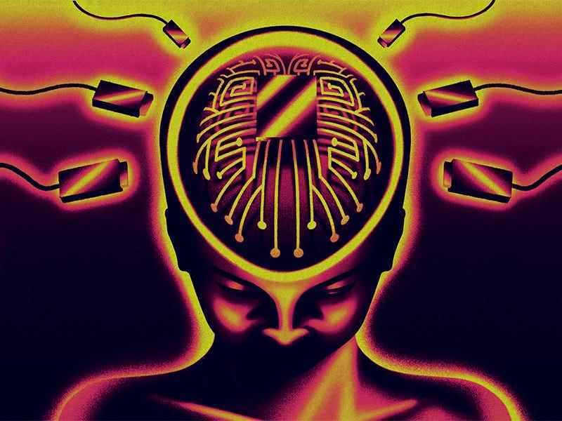 Eine Illustration eines offenen Kopfes einer Person, die das Gehirn mit einem Mikrochip und USB-Kabeln zeigt, die wie Schlangen auf ihn zukommen