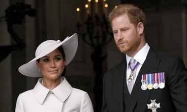 Der Herzog und die Herzogin von Sussex verlassen Anfang Juni die St. Paul's Cathedral in London.