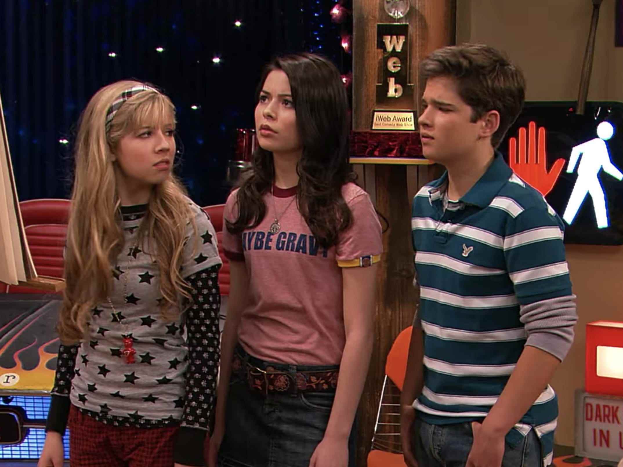 Jennette McCurdy, Miranda Cosgrove und Nathan Kress in „iCarly“.