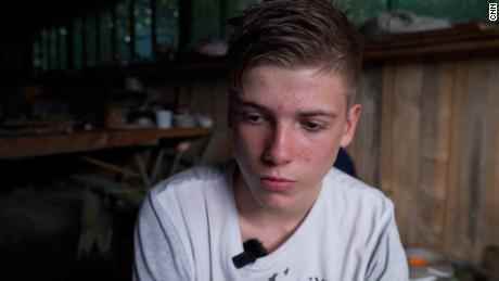Durch den Krieg verletzt, sind die Narben der verwundeten Kinder in der Ukraine mehr als oberflächlich 