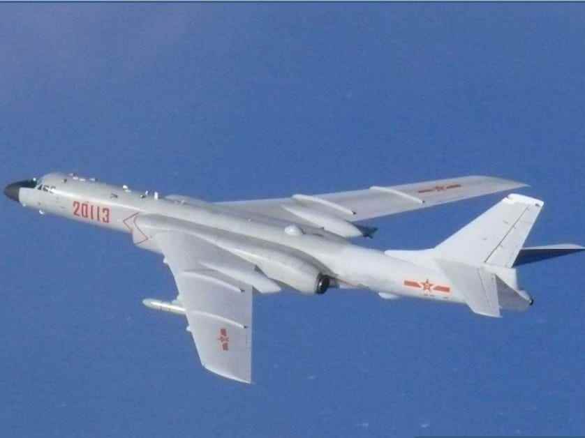 Chinesischer H-6-Bomber