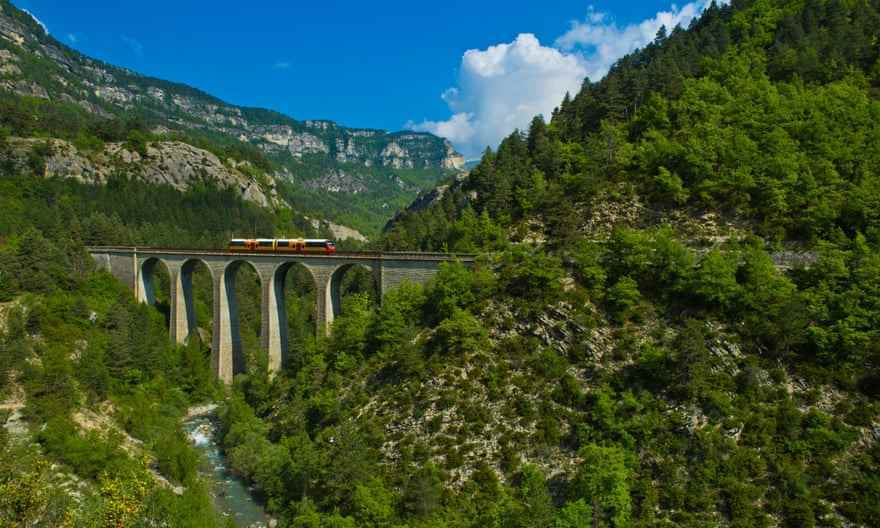 Der Zug des Pignes in der Haute Provence, Frankreich.