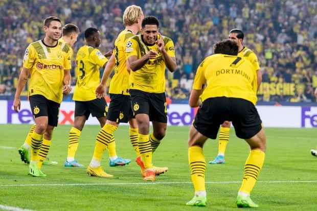 Jude Bellingham feiert nach seinem Treffer für Borussia Dortmund beim 3:0-Sieg in der Champions League letzte Woche gegen Kopenhagen.