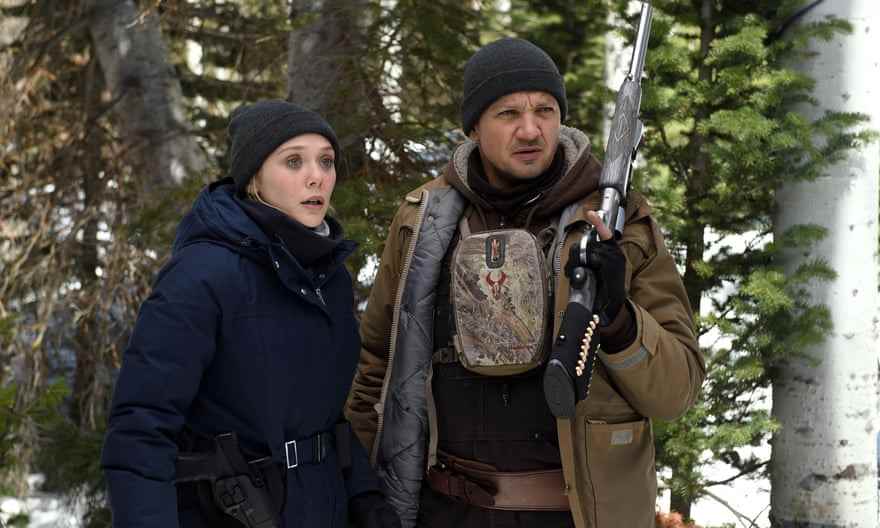 Elizabeth Olsen und Jeremy Renner in Wind River.