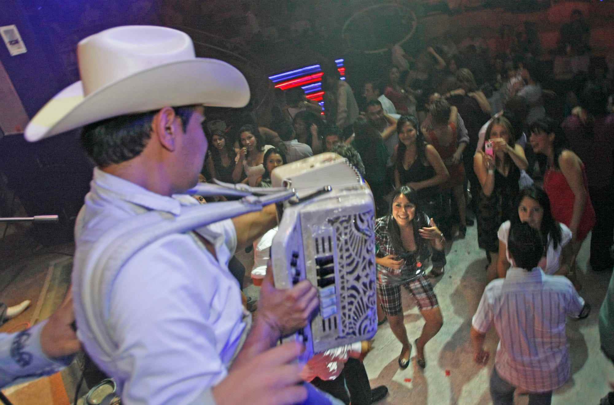 Mexiko norteno Musikmusiker Akkordeon Tijuana
