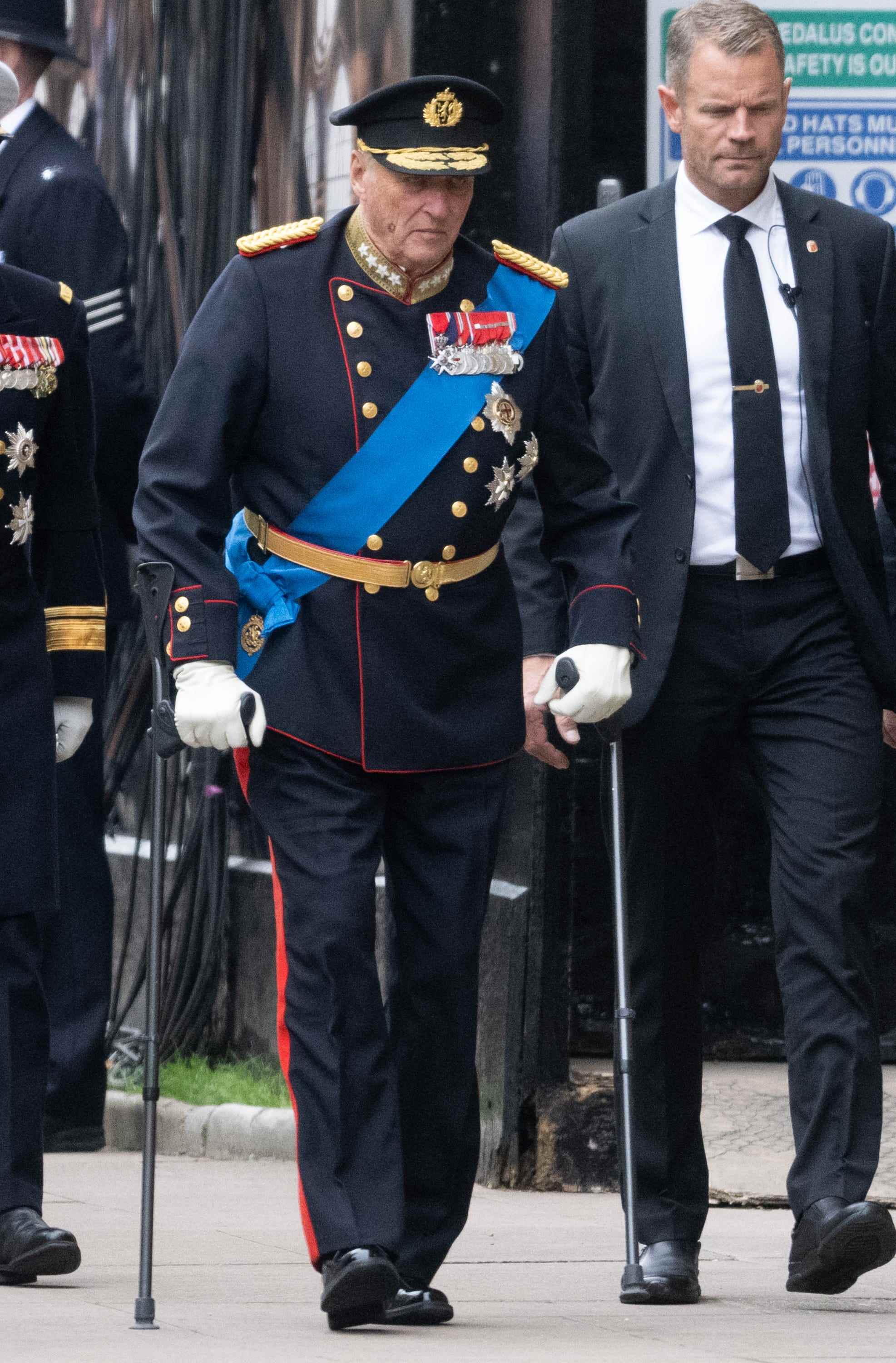 Harald V. von Norwegen während des Staatsbegräbnisses von Königin Elizabeth II. in der Westminster Abbey am 19. September 2022 in London, England.