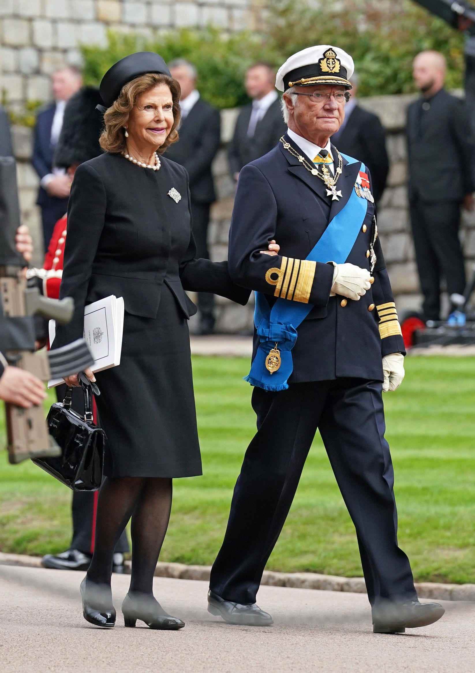 Königin Silvia von Schweden und Carl XVI. Gustaf König von Schweden kommen am 19. September 2022 zum Committal Service für Königin Elizabeth II.