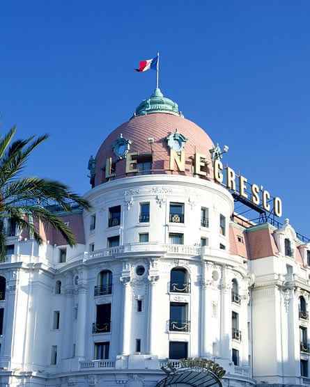 Hotel Le Negresco an der Promenade des Anglais.