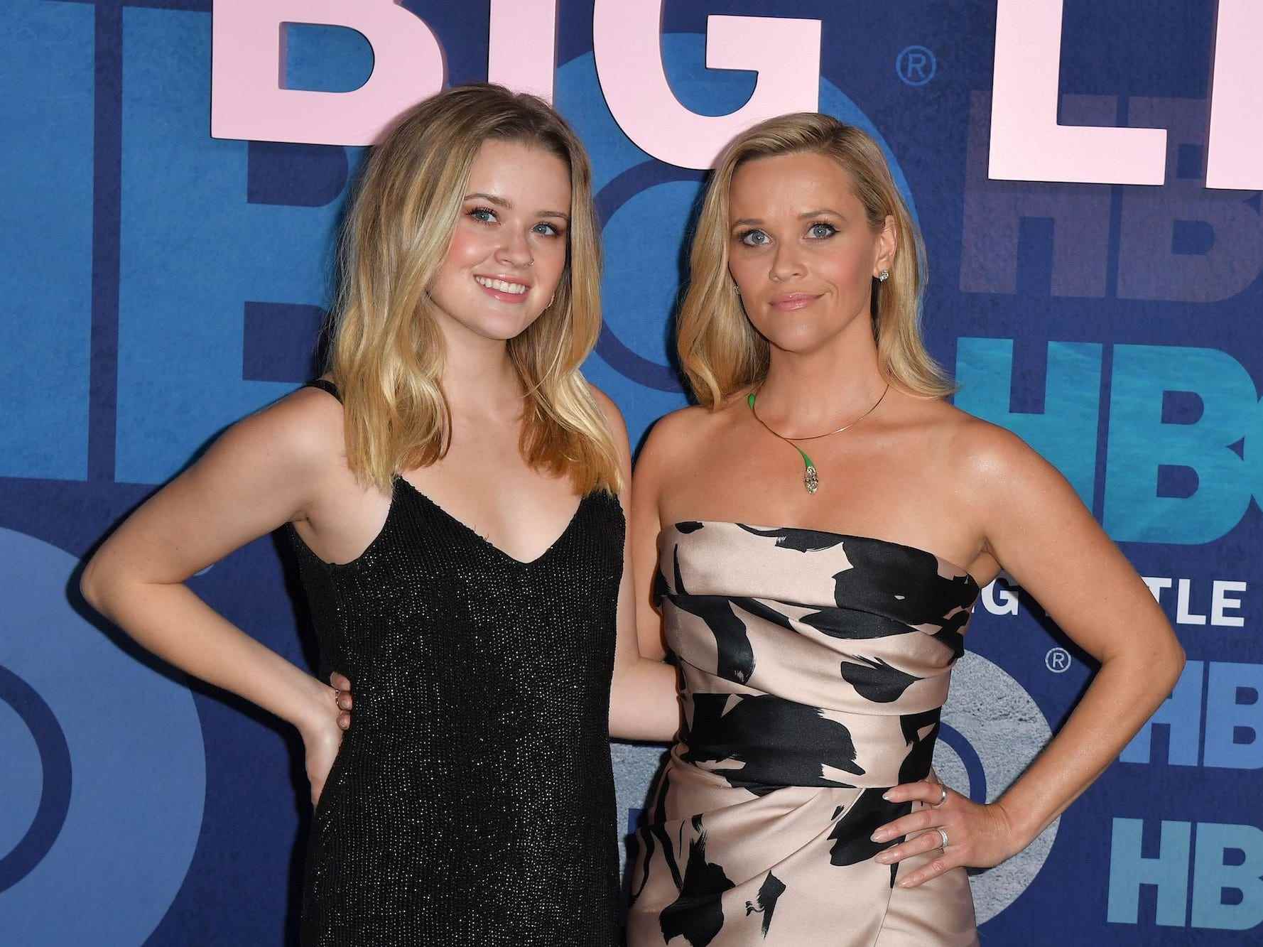 Reese Witherspoon und ihre Tochter Ava Phillippe im Mai 2019 gemeinsam auf einem roten Teppich.
