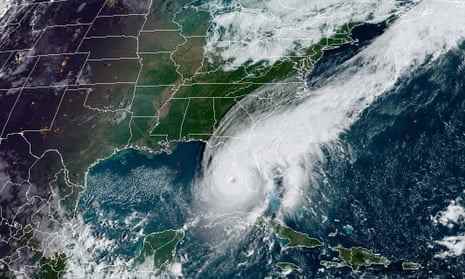 In diesem Noaa-Handzettel bewegt sich der Hurrikan Ian am 28. September auf Florida zu.