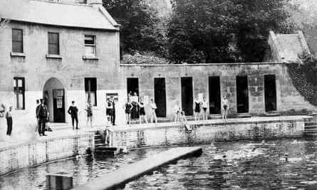 Badegäste in Cleveland Pools im Jahr 1910.