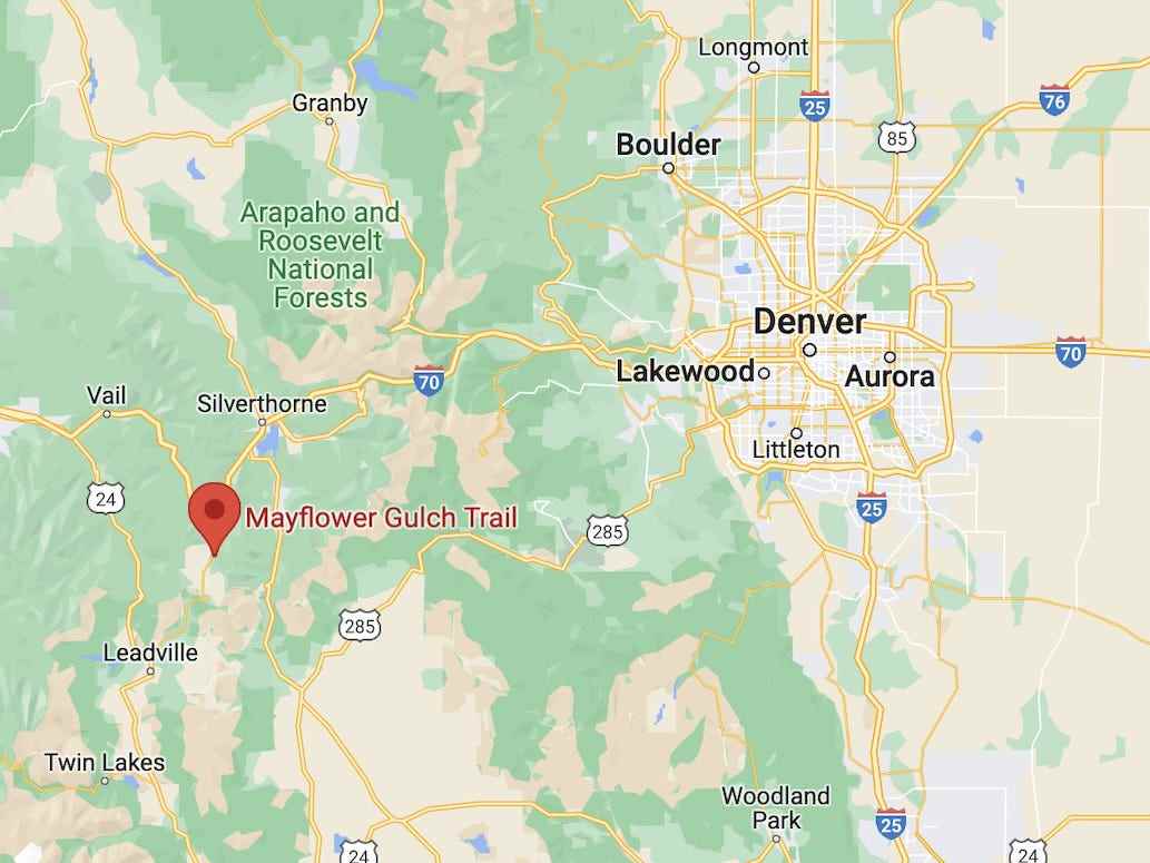 Eine Karte, wo sich der Mayflower Gulch Trail in Colorado befindet.
