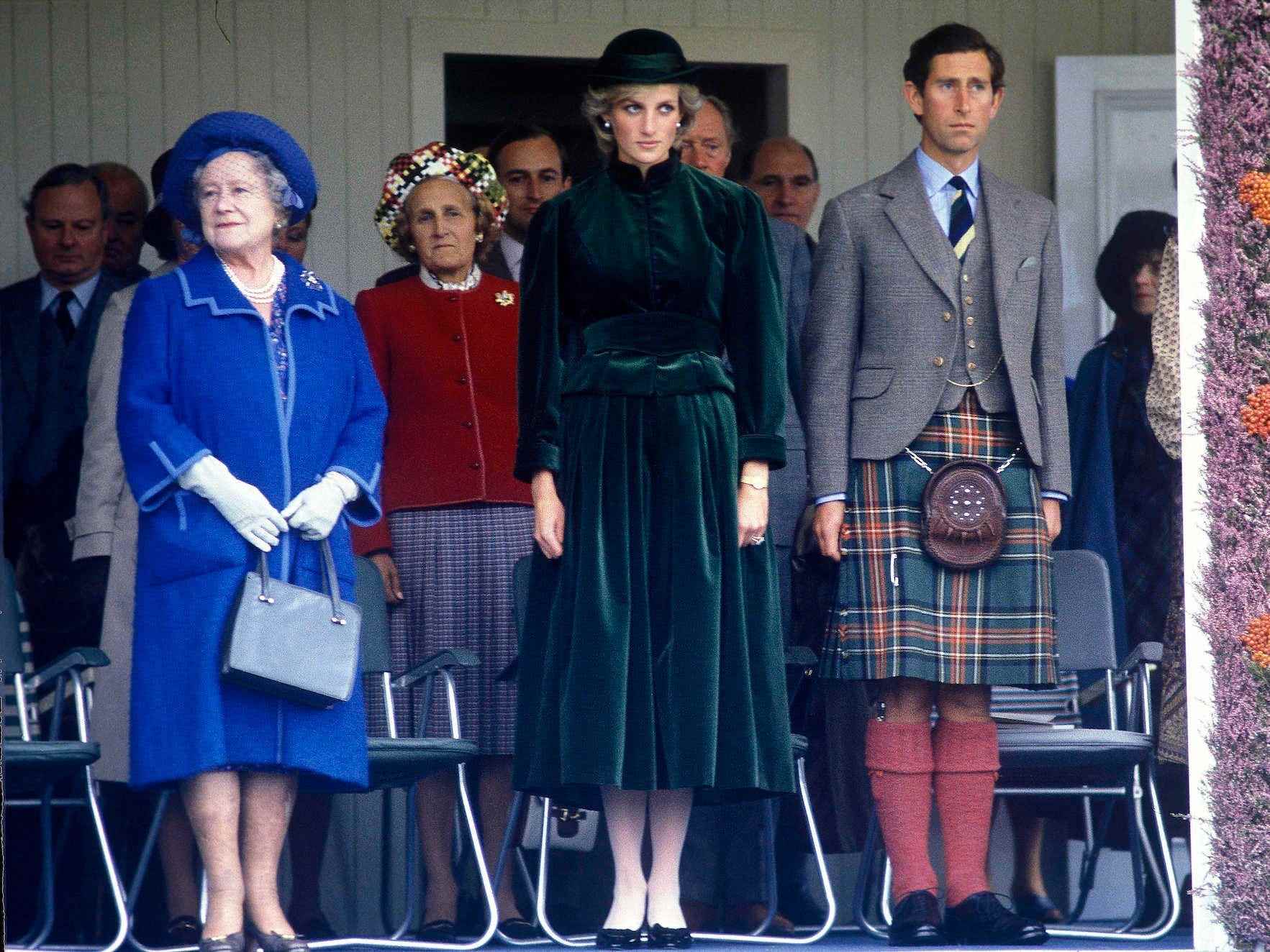 Die Königinmutter, Prinzessin Diana und Prinz Charles bei den Mey Highland Games 1983.