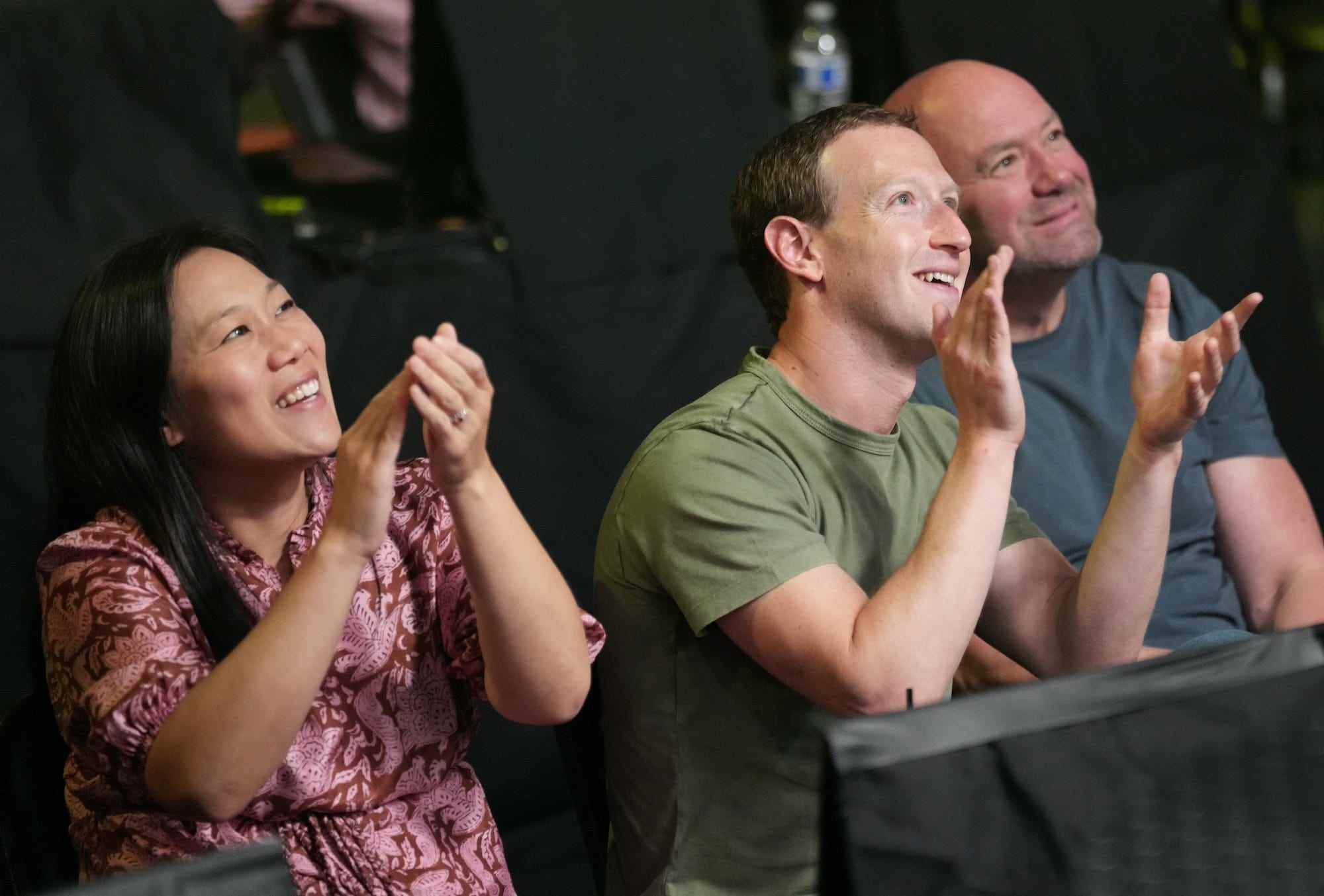 Priscilla Chan, Mark Zuckerberg und Dana White.