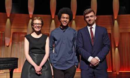 Die Finalisten des BBC Young Musician 2016 Jess Gillam, der Cellist Sheku Kanneh-Mason (der Gesamtsieger) und der Waldhornist Ben Goldscheider.