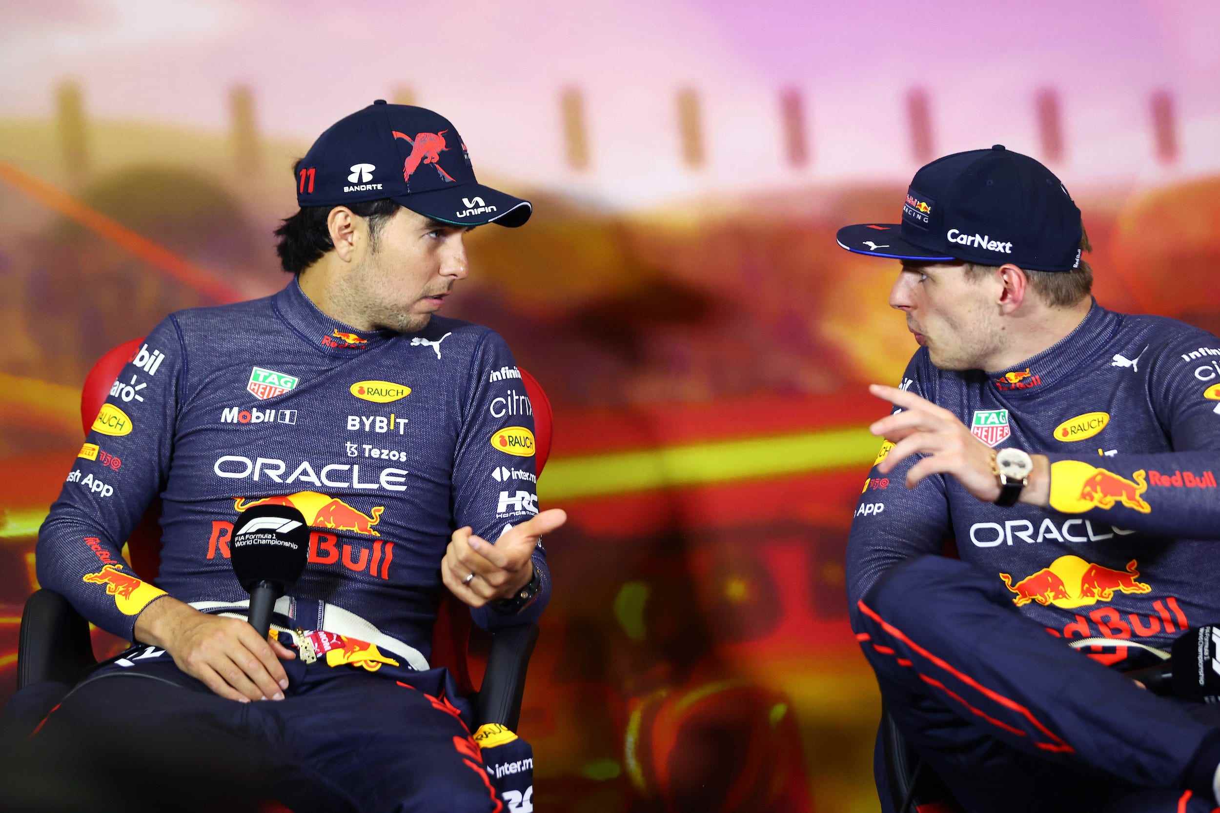 Sergio Perez und Max Verstappen