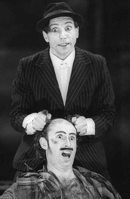 Simon McBurney und Marcello Magni in The Winter's Tale im Lyric Hammersmith, London, 1992.