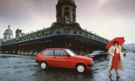 Ein 1986er Ford Fiesta Finesse in London.