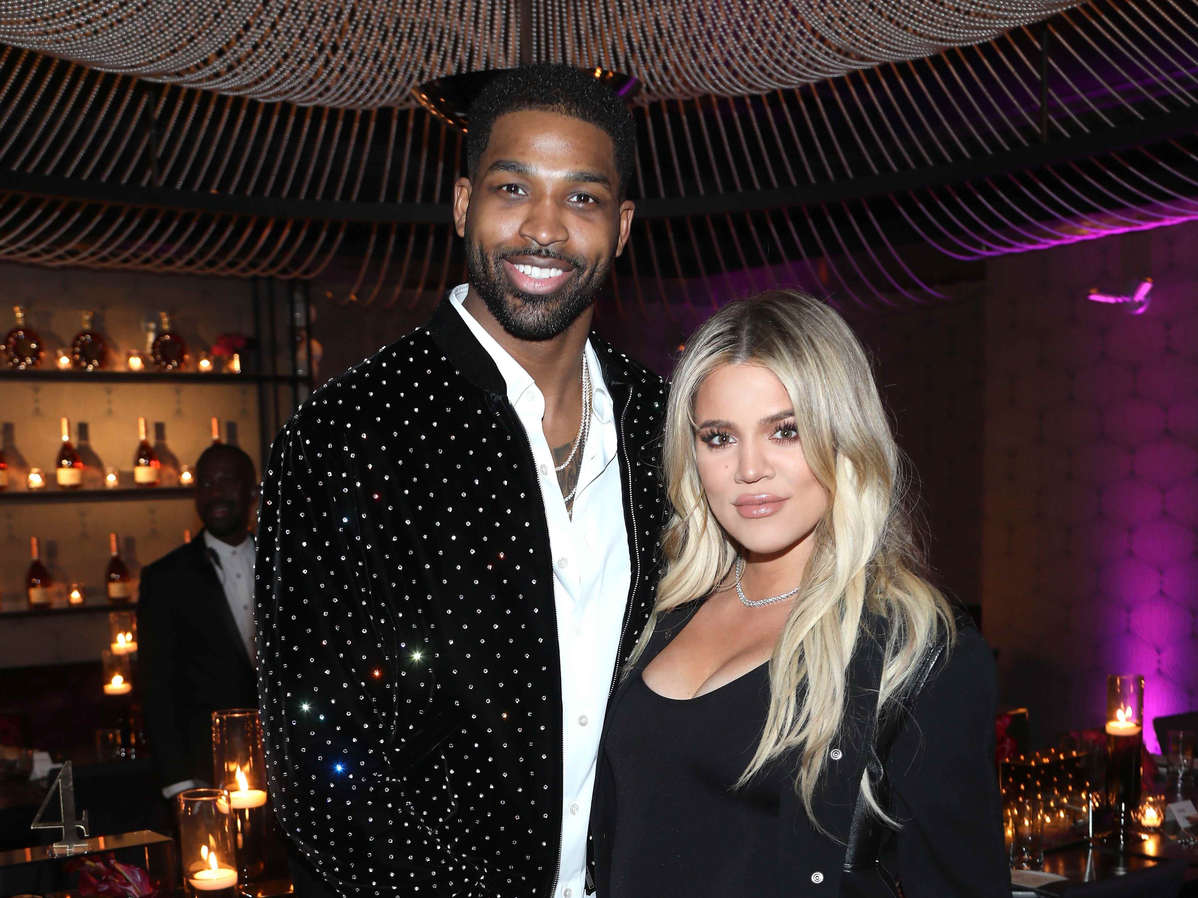 Thompson und Khloe Kardashian nehmen am 17. Februar 2018 im Beauty & Essex in Los Angeles, Kalifornien, am „More Than A Game“-Dinner der Klutch Sports Group teil, das von Remy Martin präsentiert wird.