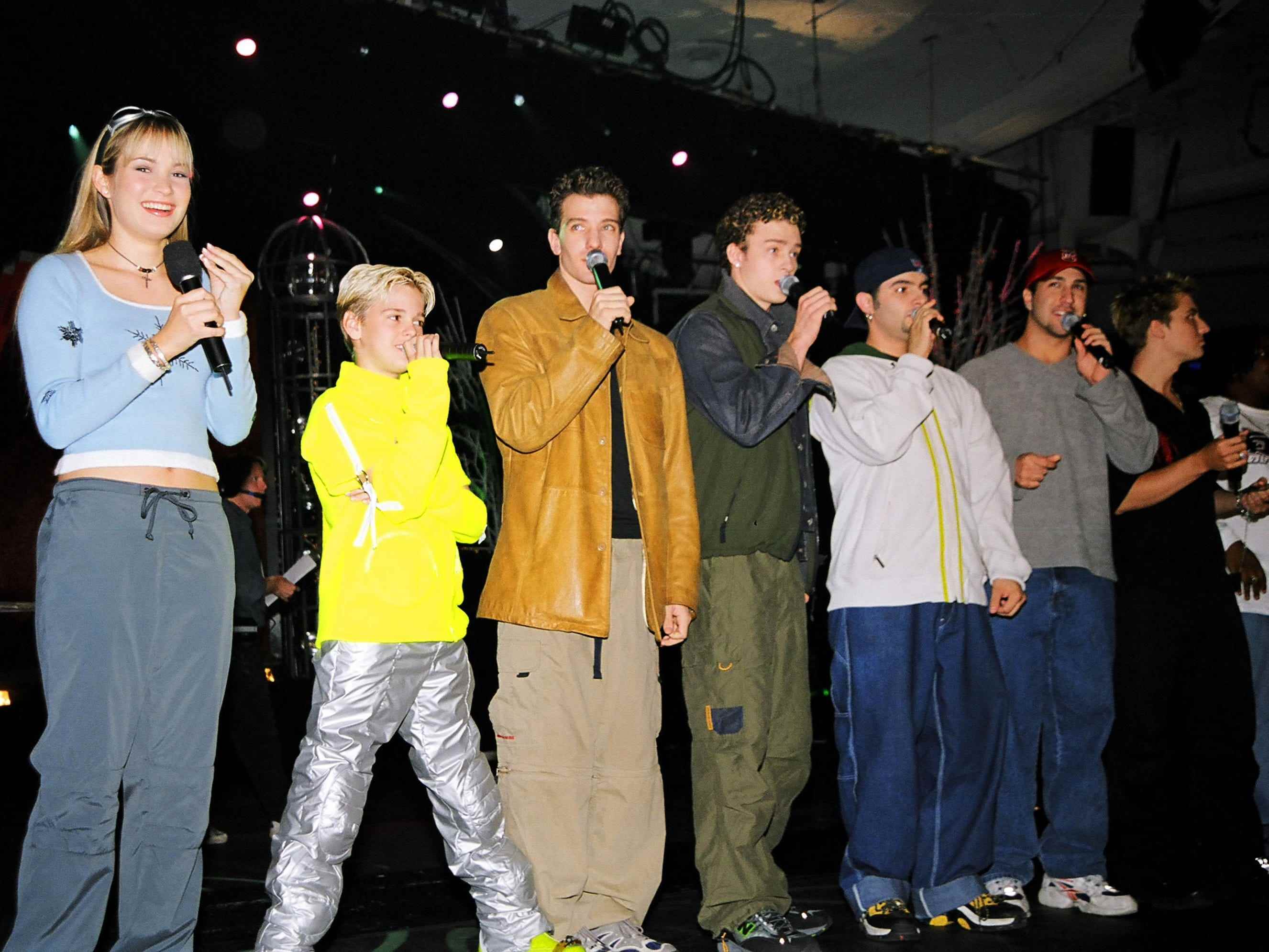 Aaron Carter und N*Sync besuchen das Big Help Concert 1999