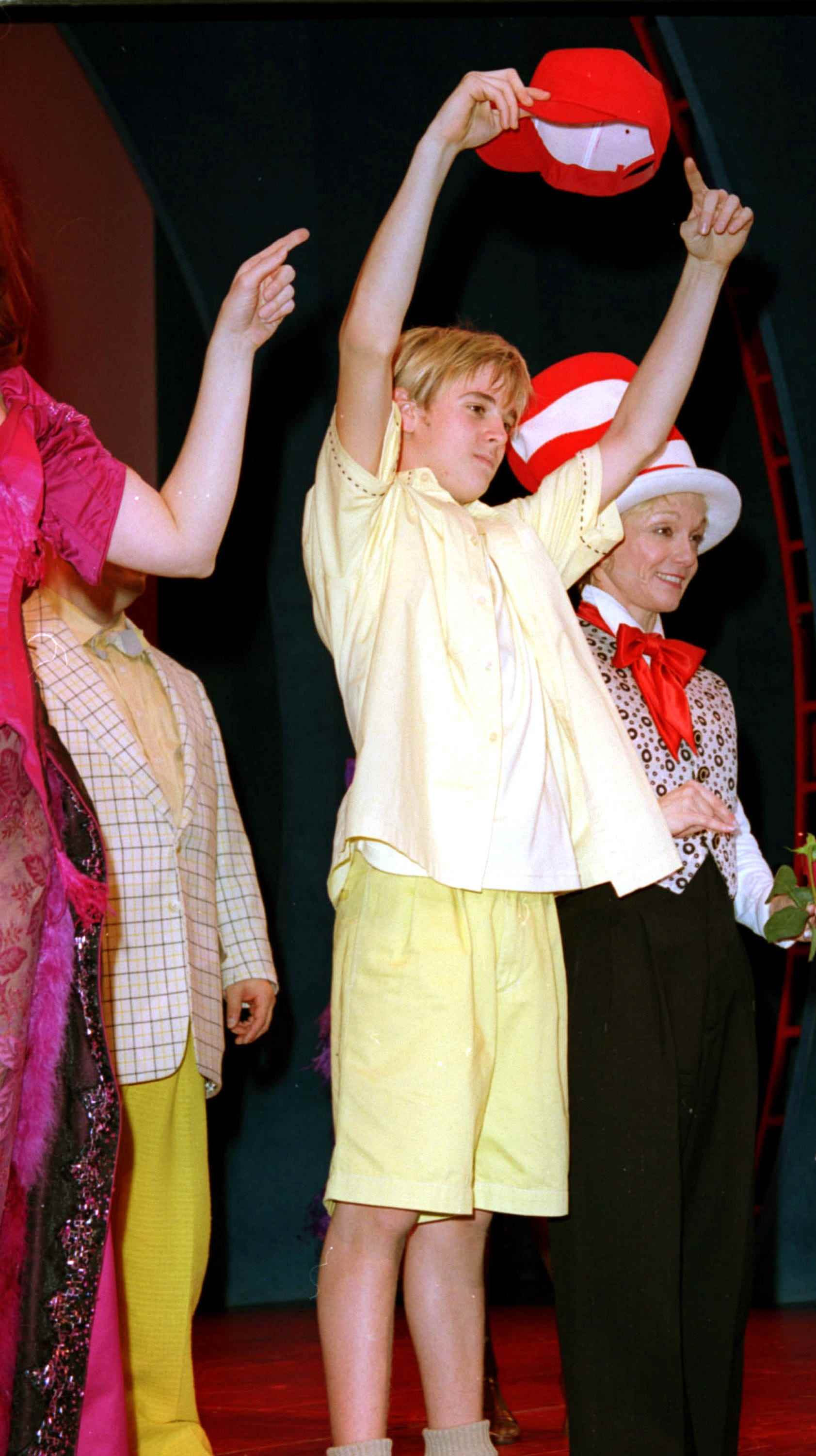 Aaron Carter als Jo Jo The Who in „Seussical“ in Ao
