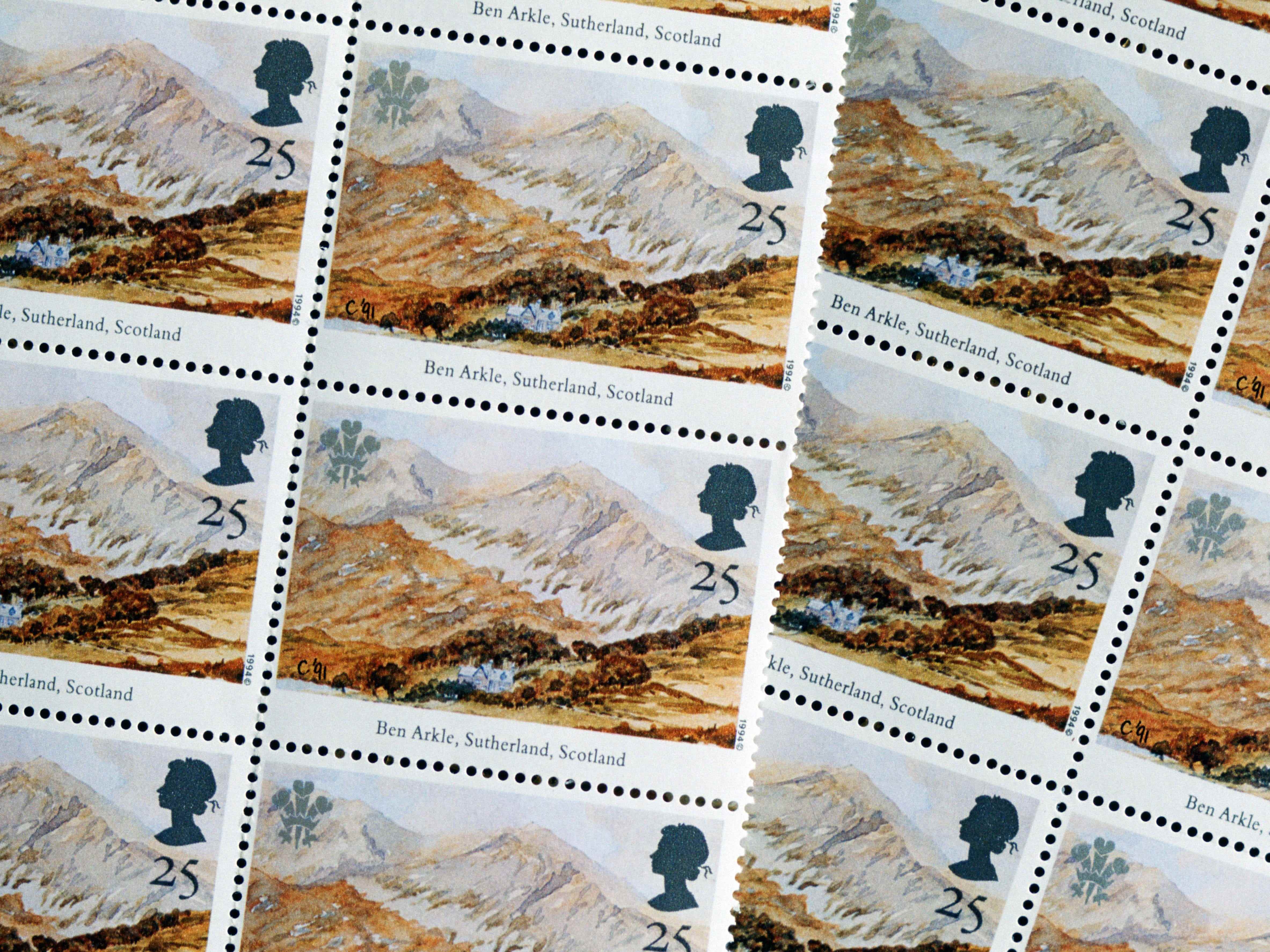 Die Gemälde des Prinzen von Ben Arkel Sutherland, Schottland, schafften es auf die königlichen Briefmarken.