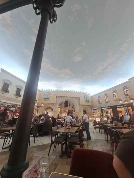 Die Villaggio Mall, ein Einkaufszentrum in der Aspire Zone im Westend von Doha