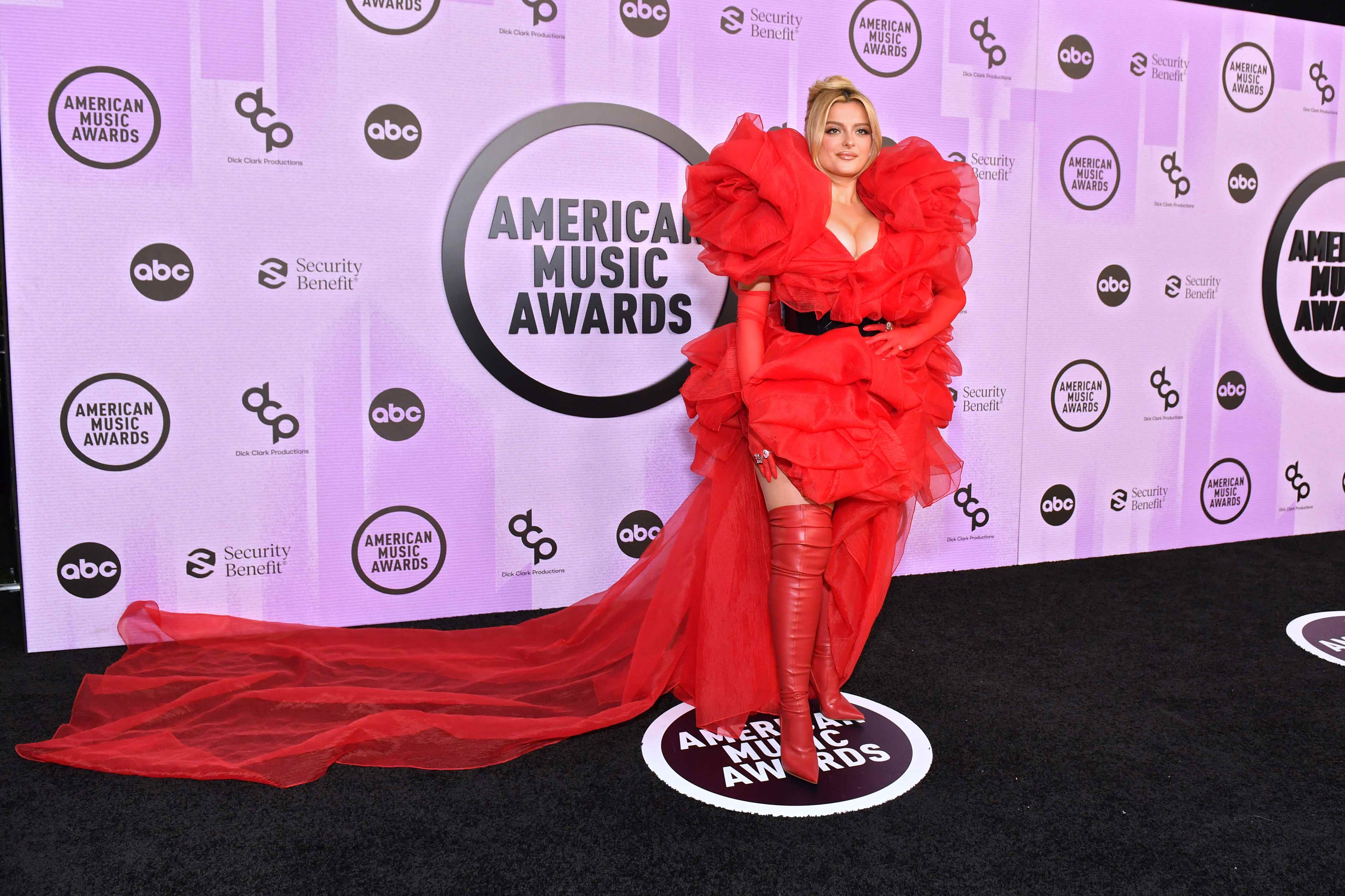 Bebe Rexha nimmt an den American Music Awards 2022 teil