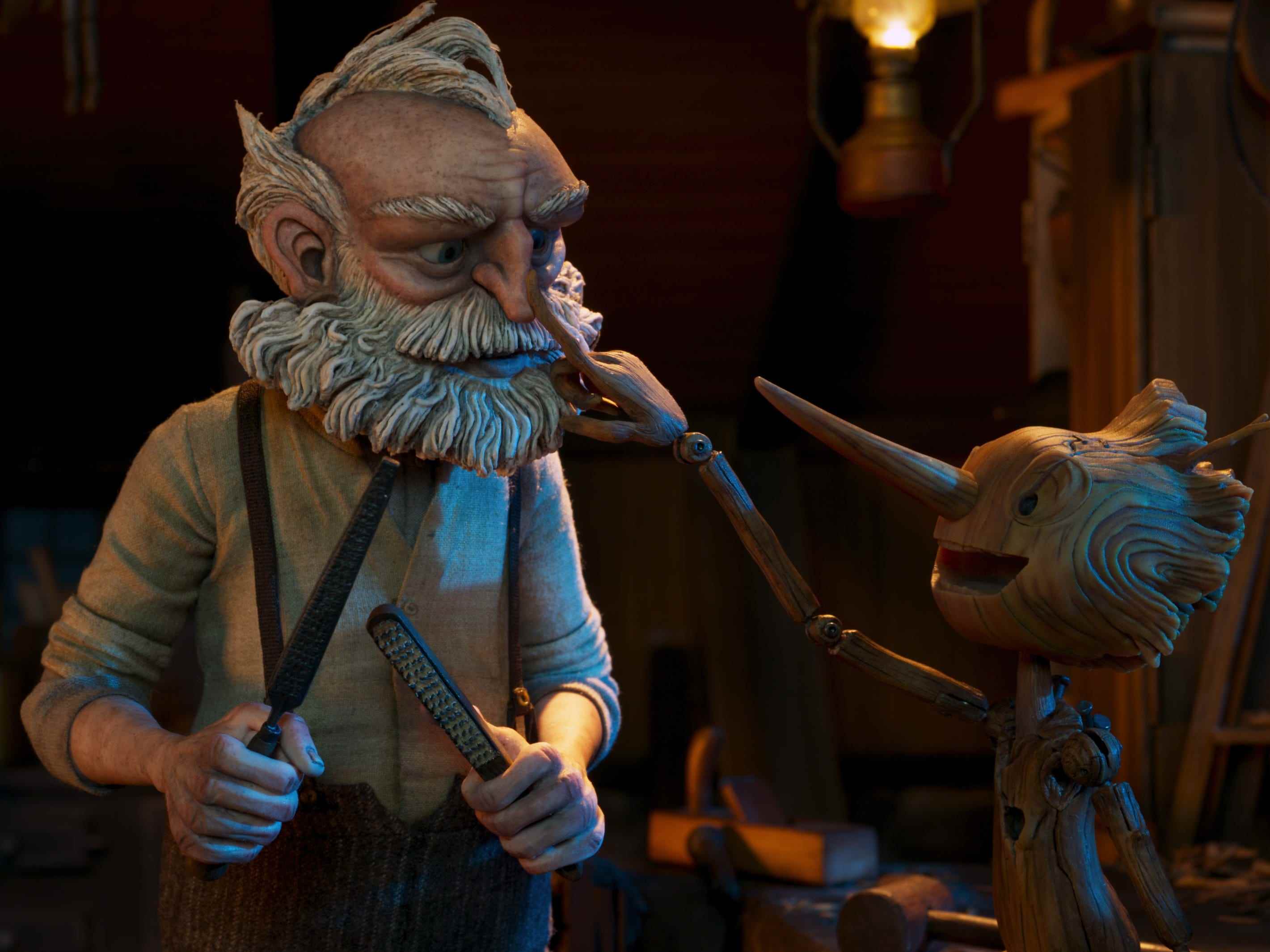 Gepetto (gesprochen von David Bradley) und Pinocchio (gesprochen von Gregory Mann) in „Pinocchio“.