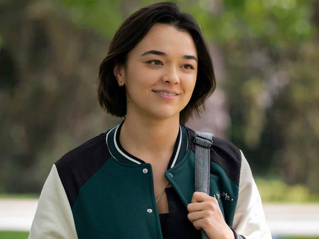 Midori Francis als Alicia in Staffel 1, Folge 6 von „The Sex Lives of College Girls“.