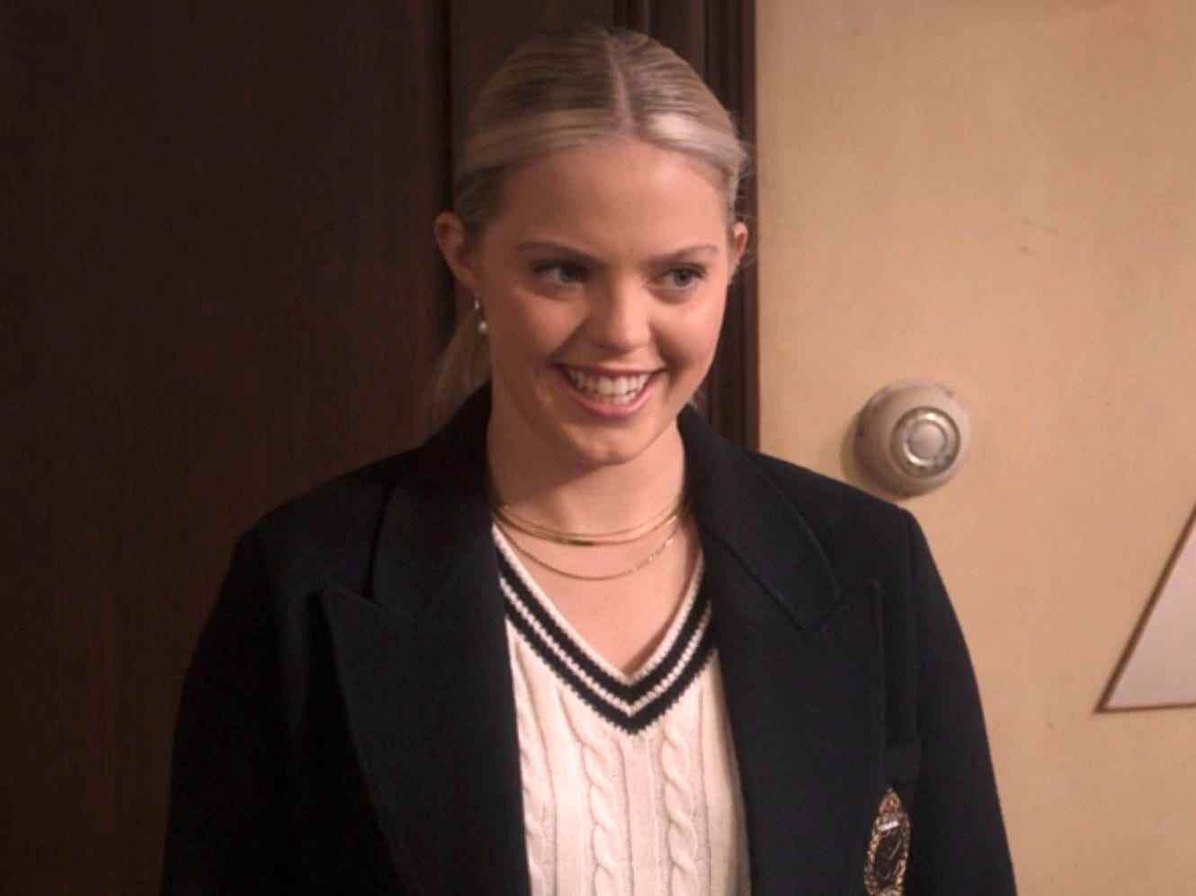 Reneé Rapp in der zweiten Staffel von „The Sex Lives of College Girls“.