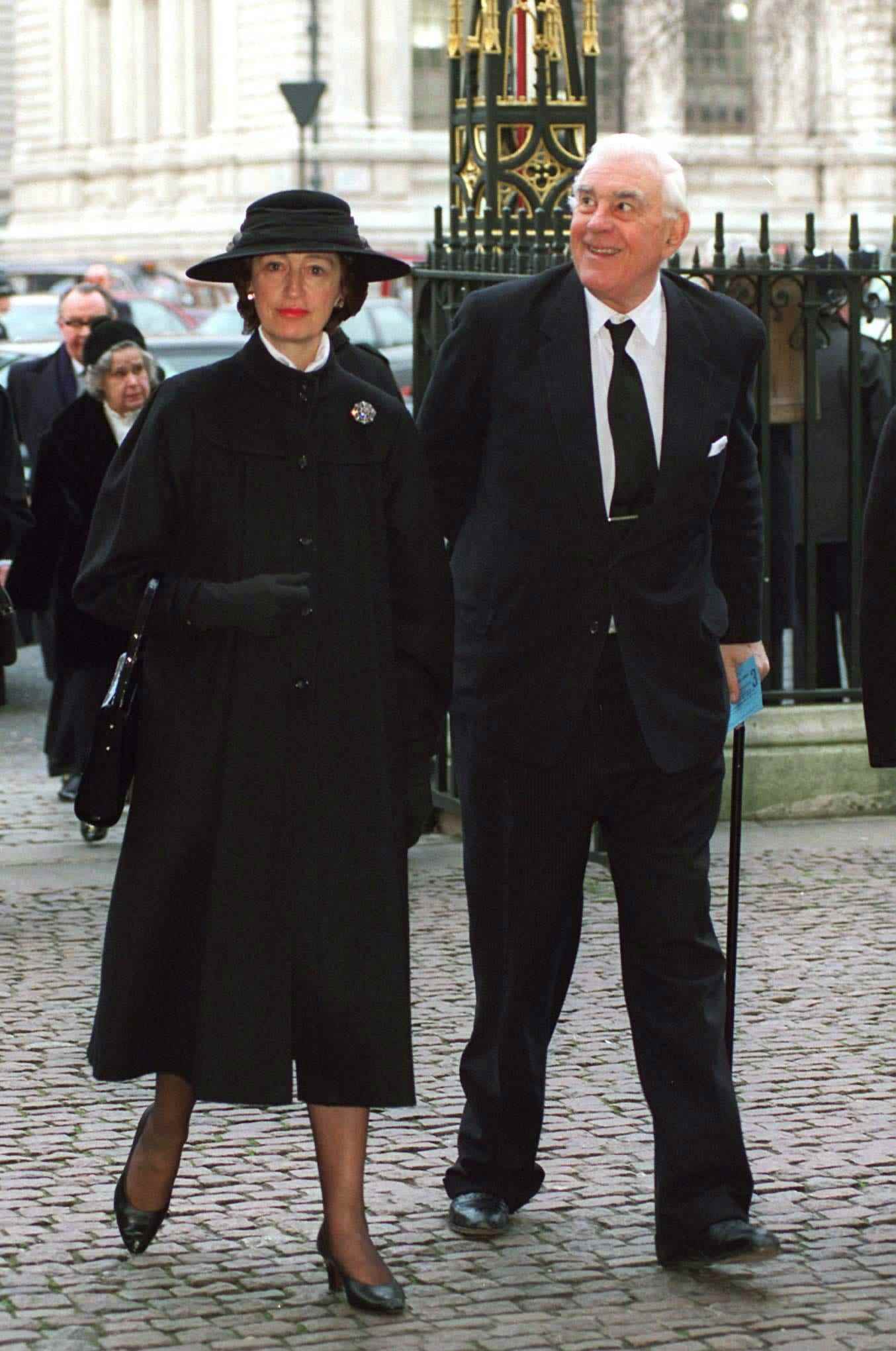 Lady Susan Hussey und Marmaduke Hussey in der Westminster Abbey im Jahr 1996.