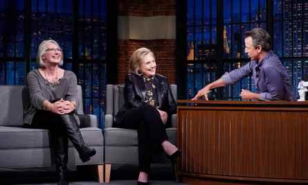 „Ich wollte nichts von ihr außer Freundschaft“ … mit Clinton in Late Night with Seth Meyers.