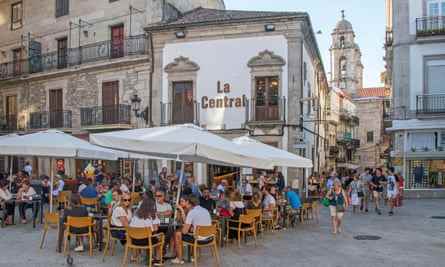 Die Cafékultur gedeiht in Vigo.